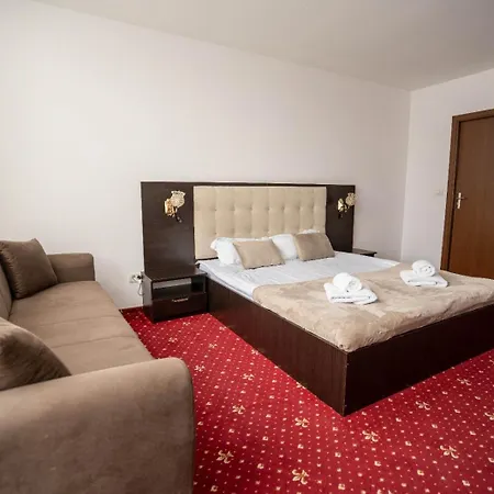 N Hotel