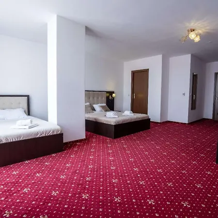 Hotel N 3*