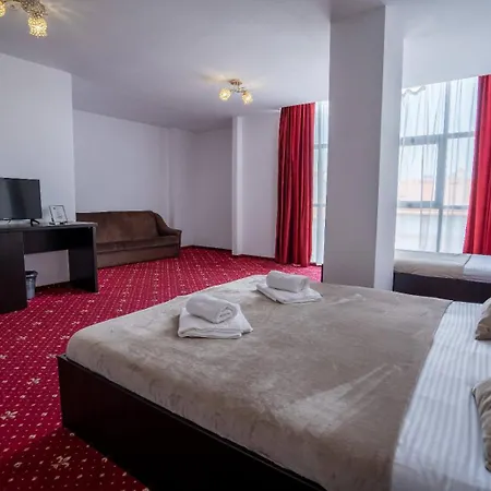 Hotel N 3*