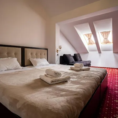 Hotel N